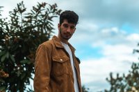De overshirt vervangt je blazer dit najaar