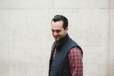 Zo draag je een vest zonder er als je opa uit te zien